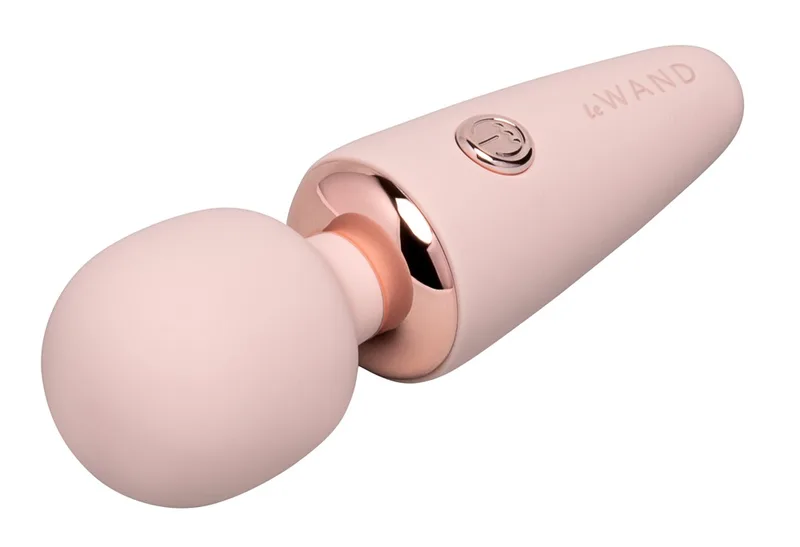le Wand Massagestab „Mini Vibe Microwand“ im kompakten Reiseformat