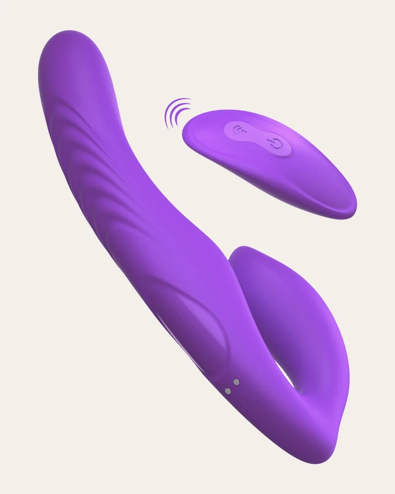 Umschnalldildo „Her Ultimate Strapless Strap-on“, in jede Position biegsam.